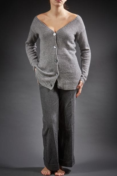 PRADA

Ensemble composé d'un cardigan en...