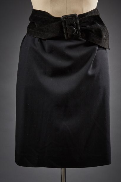 Yves SAINT LAURENT rive gauche

Tailleur...
