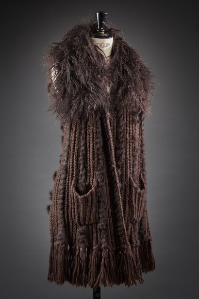 Les Copains

Gilet long en tricot marron,...