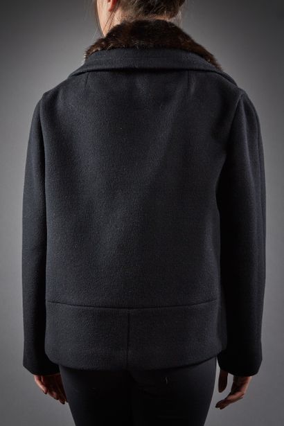 PRADA

Veste en lainage angora noir, col...