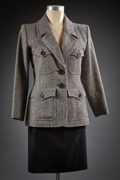 Yves SAINT LAURENT rive gauche

Tailleur...