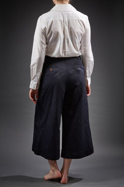 Comme des Garçons

Ensemble composé d'une...