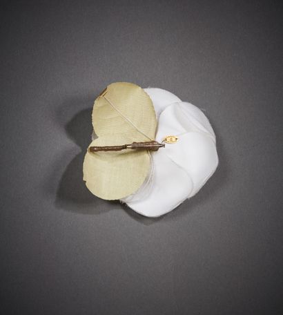CHANEL

Broche 