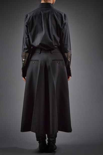 Jil SANDER

Ensemble composé d'une chemise...