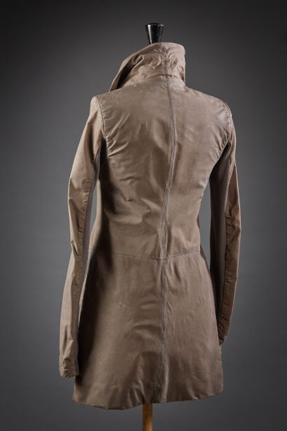 Rick OWENS

7/8ème zippé en veau vieilli...