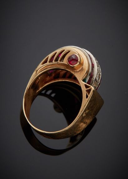 Bague en or jaune 585 millièmes et platine...