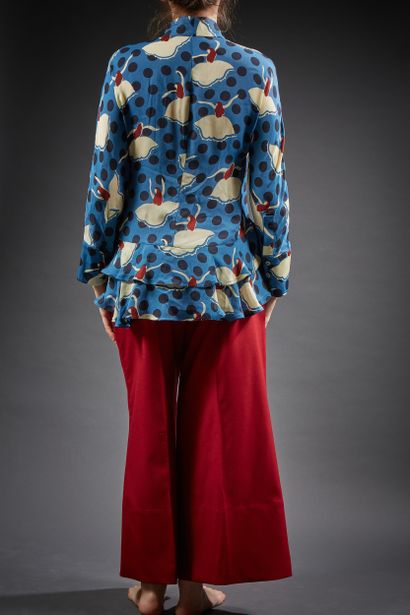 MARNI

Ensemble composé d'une blouse en crêpe...