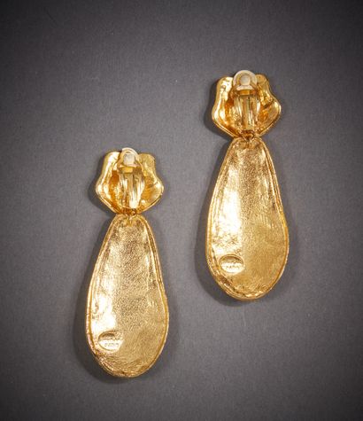 Sonia RYKIEL

Paire de pendants d'oreille...