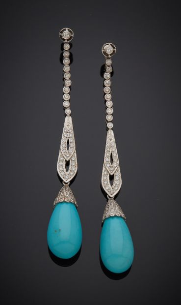 Paire de pendants d'oreilles en or gris 750...