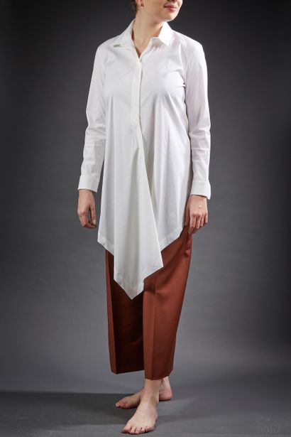 Jil SANDER

Ensemble composé d'une chemise...