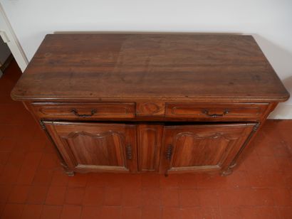 Buffet en bois naturel à deux vantaux et...
