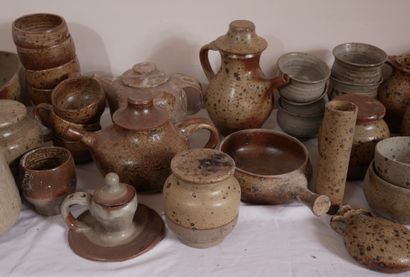 Atelier GAUDRY

Partie de vaisselle en grès...