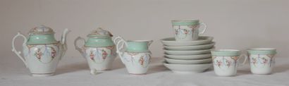 Service à thé de poupée en porcelaine à frise...