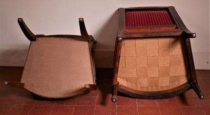 Lot :

- Fauteuil cabriolet en bois naturel...