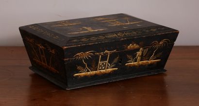 Lot :

- A la Marquise de Sévigné

Boite...