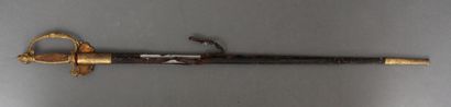 # Militaria

Épée d'Officier, pommeau à tête...