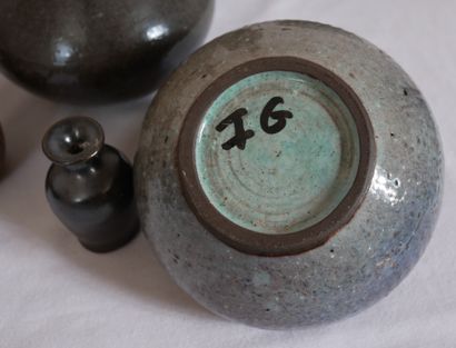 Isabelle GAUDRY (1957-2011)

Lot de vases...