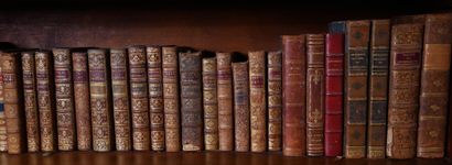 Lot de livres reliés du XIIIème et XIXème...