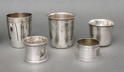 #Lot en argent 950°/°° : 

- Quatre timbales...