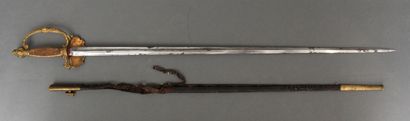 # Militaria

Épée d'Officier, pommeau à tête...