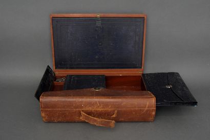 # BRAMAH - BRIGGS Piccadilly Londres

Coffret...