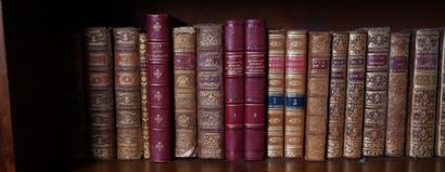 Lot de livres reliés du XIIIème et XIXème...