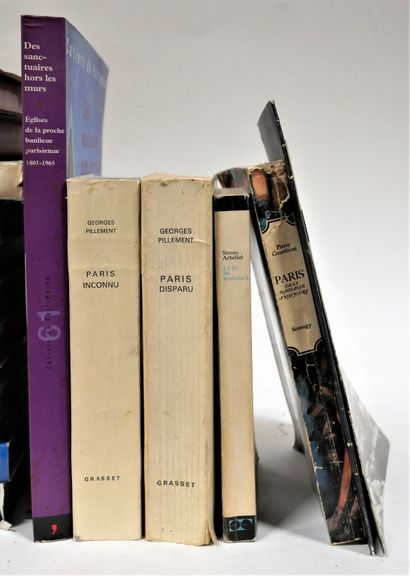 Books on the theme of PARIS