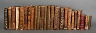 Lot of mismatched bound books (accidents...