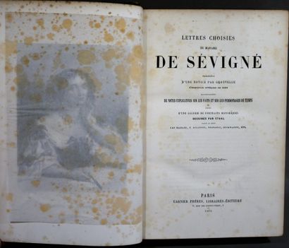 Batch of 10 bound volumes