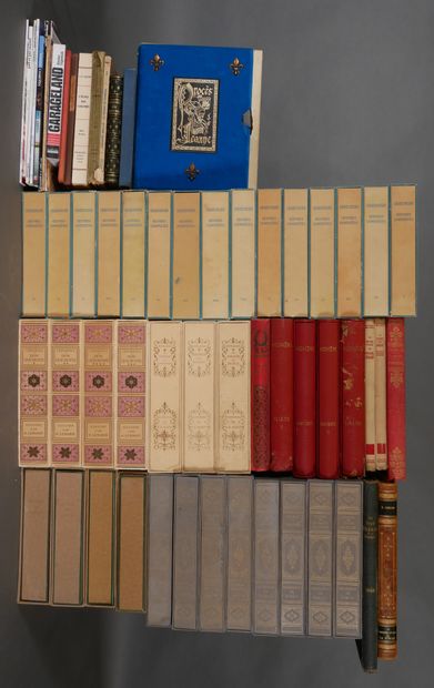 Batch of books in paperback and in slipc...