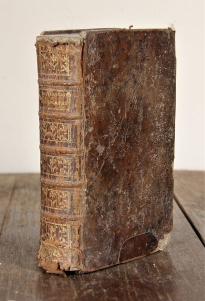 Lot of books of the XVIIIth c. :

- H. TENCKER...