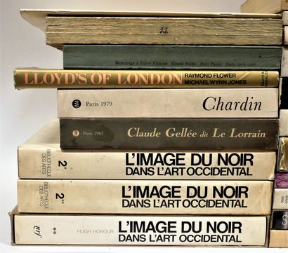 Set of album BEAUX ARTS, Paris-Paris; Album...