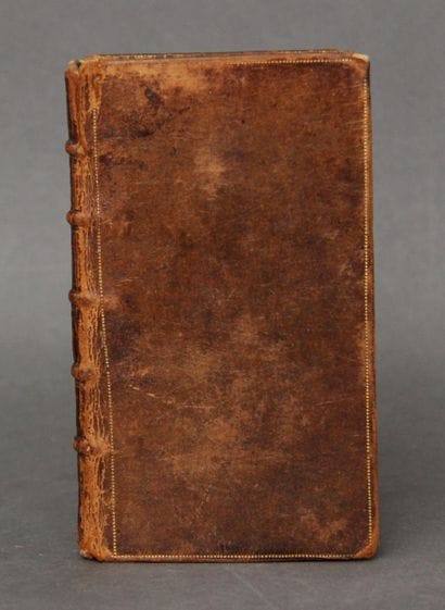 Lot :

- PINGERON

Life of ancient and modern...