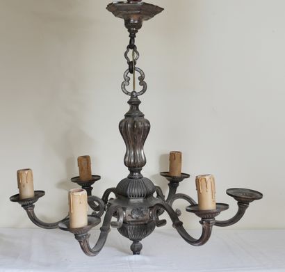 Metal suspension with six arms of light

H...