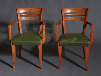 Lot:

- Pair of natural wood bergères, 1940s

H...