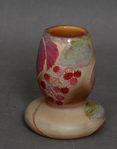 LECERF

Opaque glass ovoid vase with a wide...