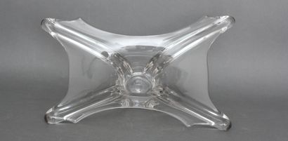 Vase in transparent drawn glass

H : 14 L...
