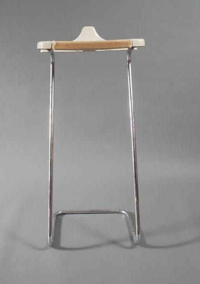 *Tubular metal, plastic and fabric stand,...