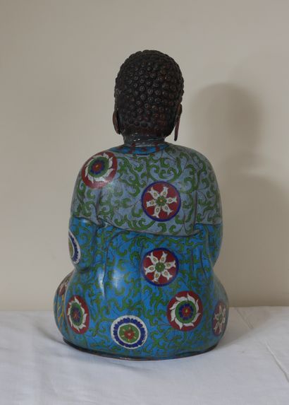 Seated Buddha in cloisonné metal, China

H...