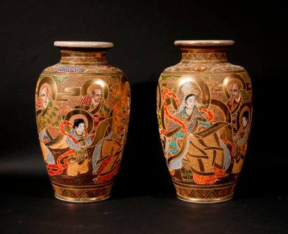 *Lot of modern Satsuma earthenware:

- Pair...