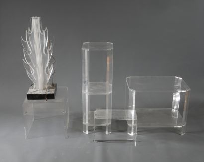 *David LANGE and others

Lot of furniture...