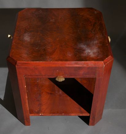 Square pedestal table with cut sides in veneer,...