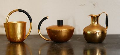INALTA France

Coffee service in gilded brushed...
