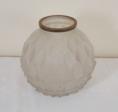 Pierre d'AVESN (1901-1990)

Artichoke vase...