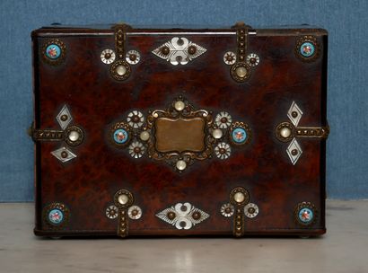 Perfume and jewelry box in veneer with brass,...