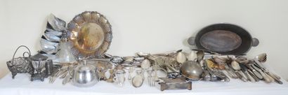 Lot of silver plated cutlery, dishes and...