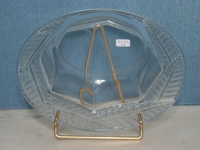 LALIQUE France

Round salad bowl in molded...