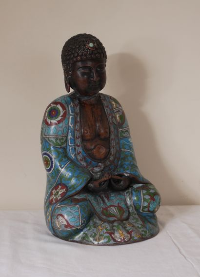 Seated Buddha in cloisonné metal, China

H...