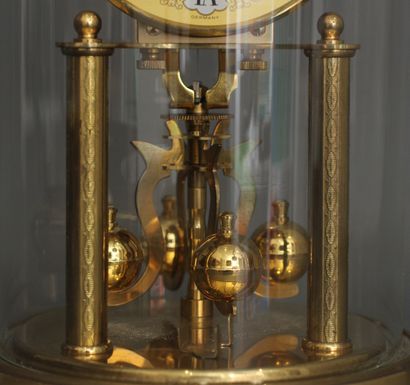 KERN for LANCEL

Perpetual movement clock...
