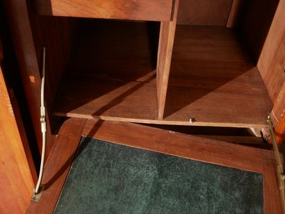 Secretary with flap-drop in natural wood,...